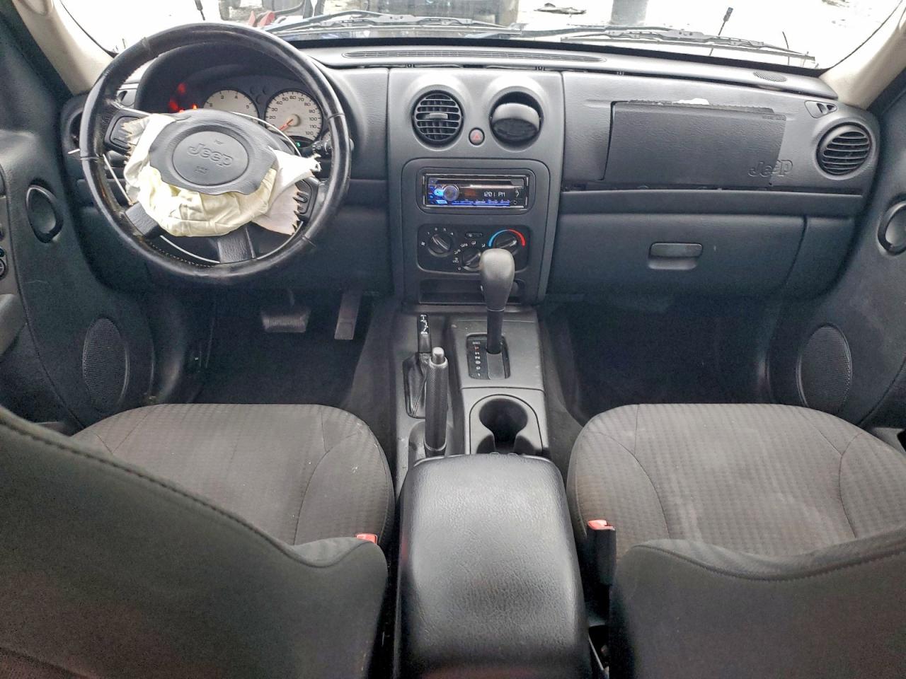 2003 Jeep Liberty Sport VIN: 1J4GL48KX3W733705 Lot: 95029605