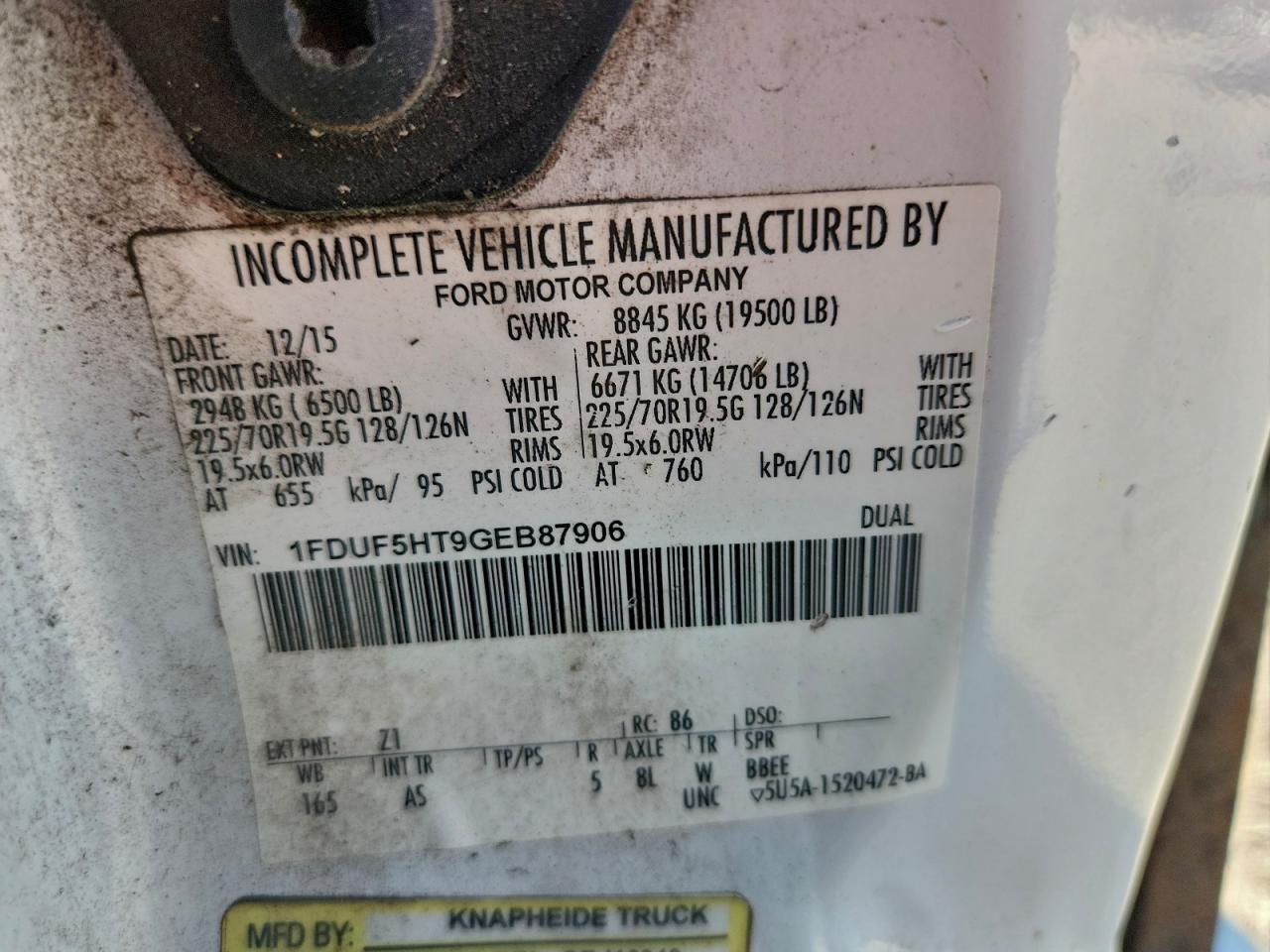 2016 Ford F550 Flatbed Truck VIN: 1FDUF5HT9GEB87906 Lot: 94119075