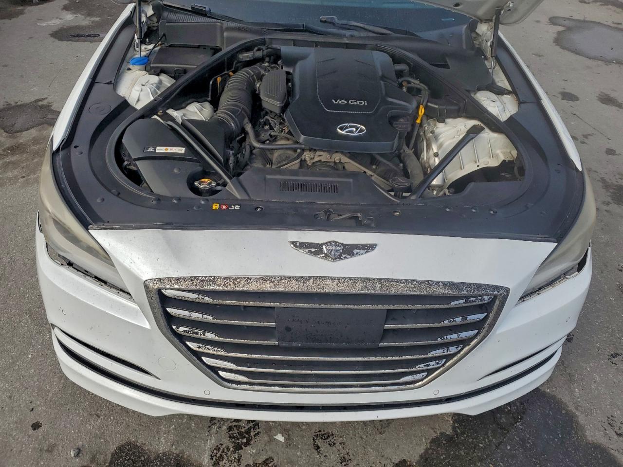 2015 Hyundai Genesis 3.8L VIN: KMHGN4JE7FU088236 Lot: 97522875