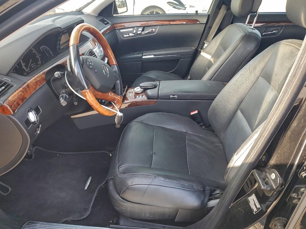 2010 Mercedes-Benz S 550 VIN: WDDNG7BB7AA333290 Lot: 94923705