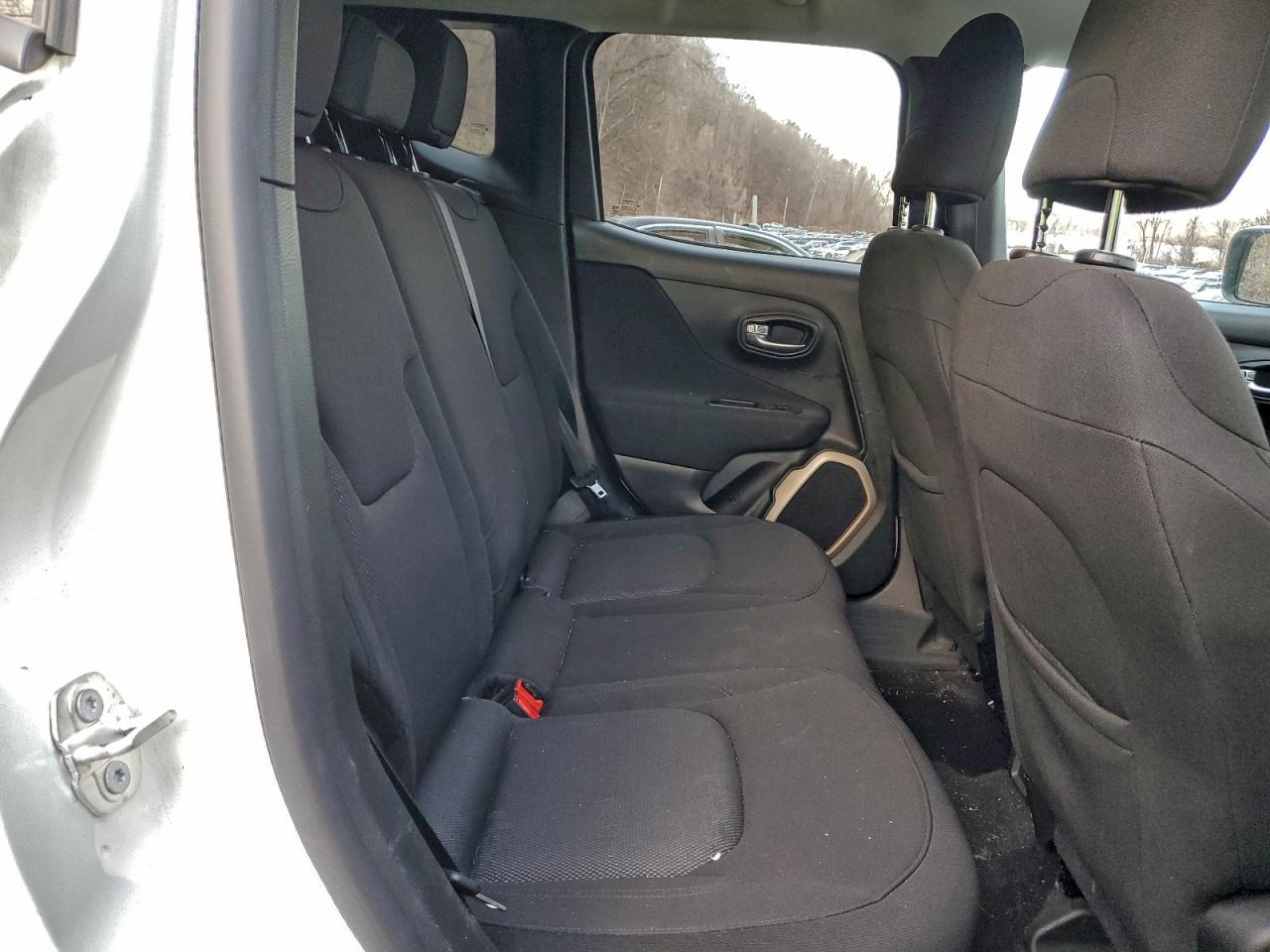 2017 Jeep Renegade Latitude VIN: ZACCJBBB8HPG44209 Lot: 94493475