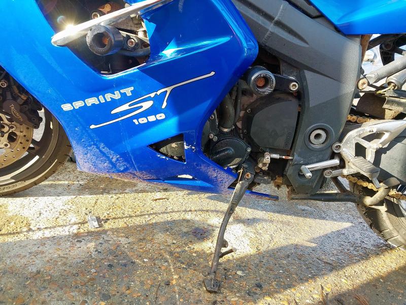 2007 TRIUMPH SPRINT ST 1050 (ABS) 