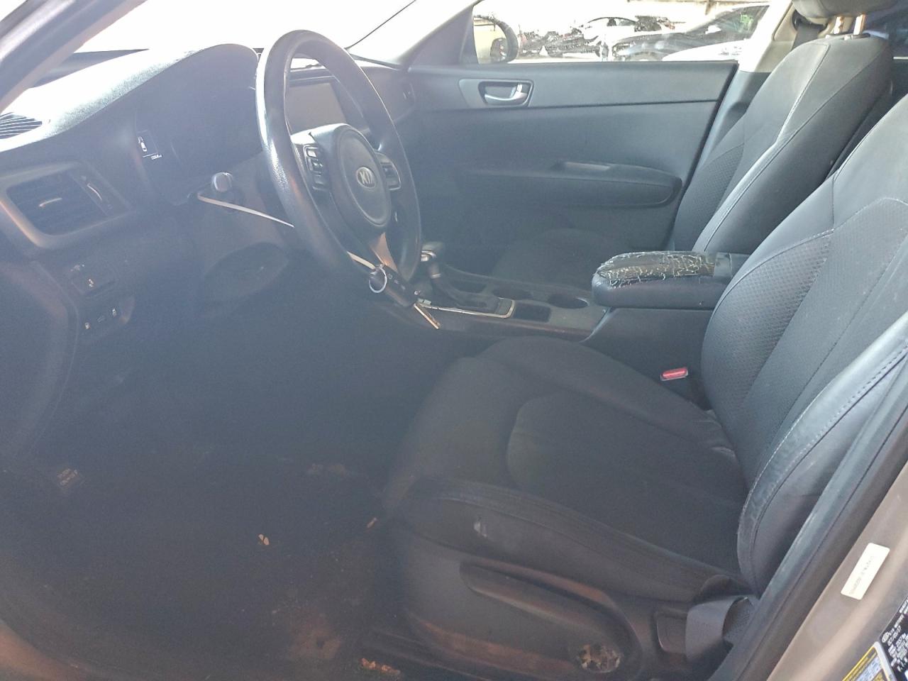 2018 Kia Optima Lx VIN: 5XXGT4L31JG230925 Lot: 95790165