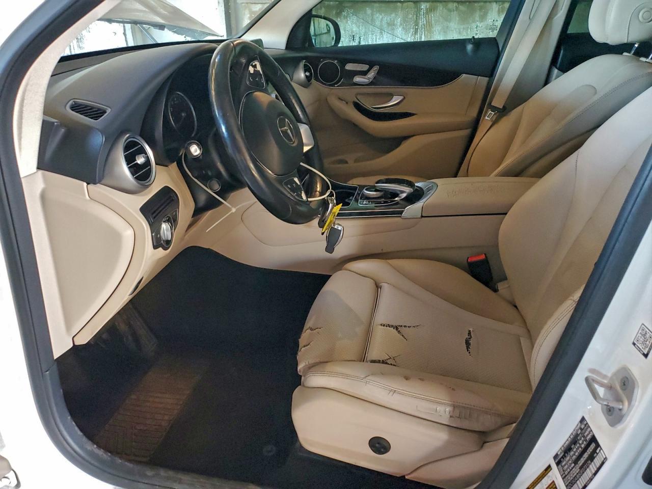 2016 Mercedes-Benz Glc 300 VIN: WDC0G4JB5GF073126 Lot: 95495105