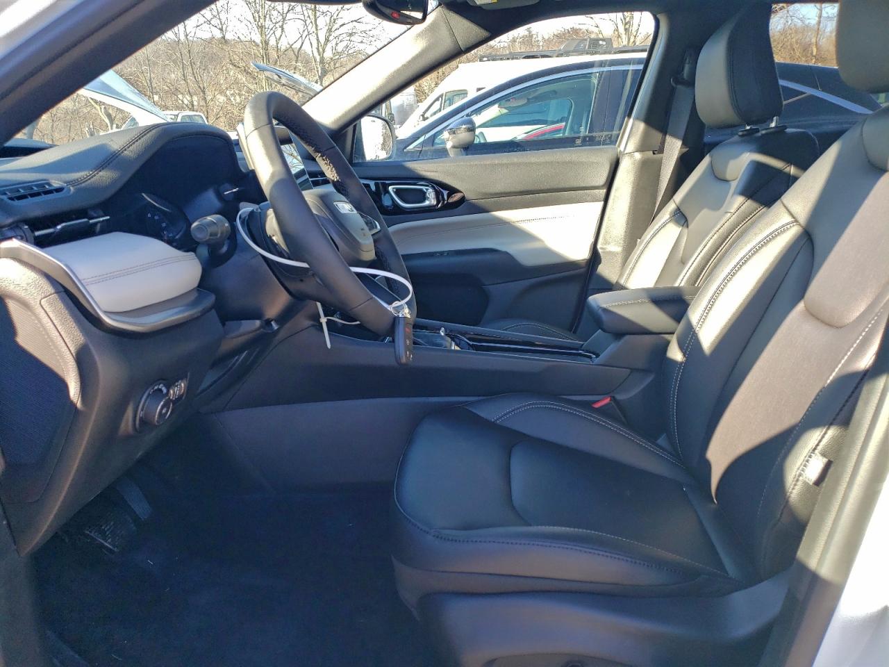 2025 Jeep Compass Limited VIN: 3C4NJDCN1ST592306 Lot: 96923145