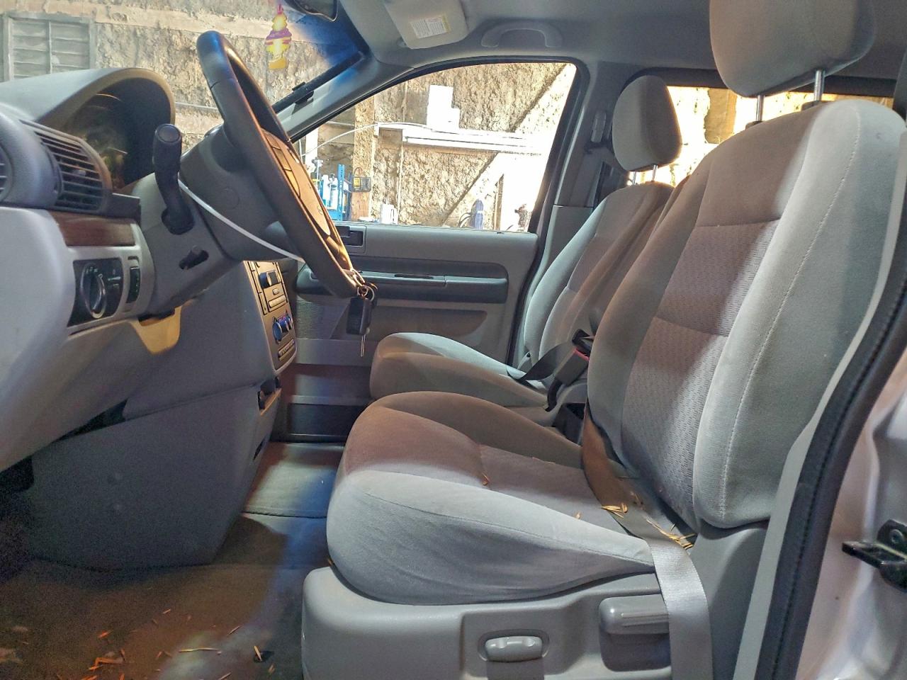 2004 Ford Freestar Sel VIN: 2FMZA52224BA62306 Lot: 95038135