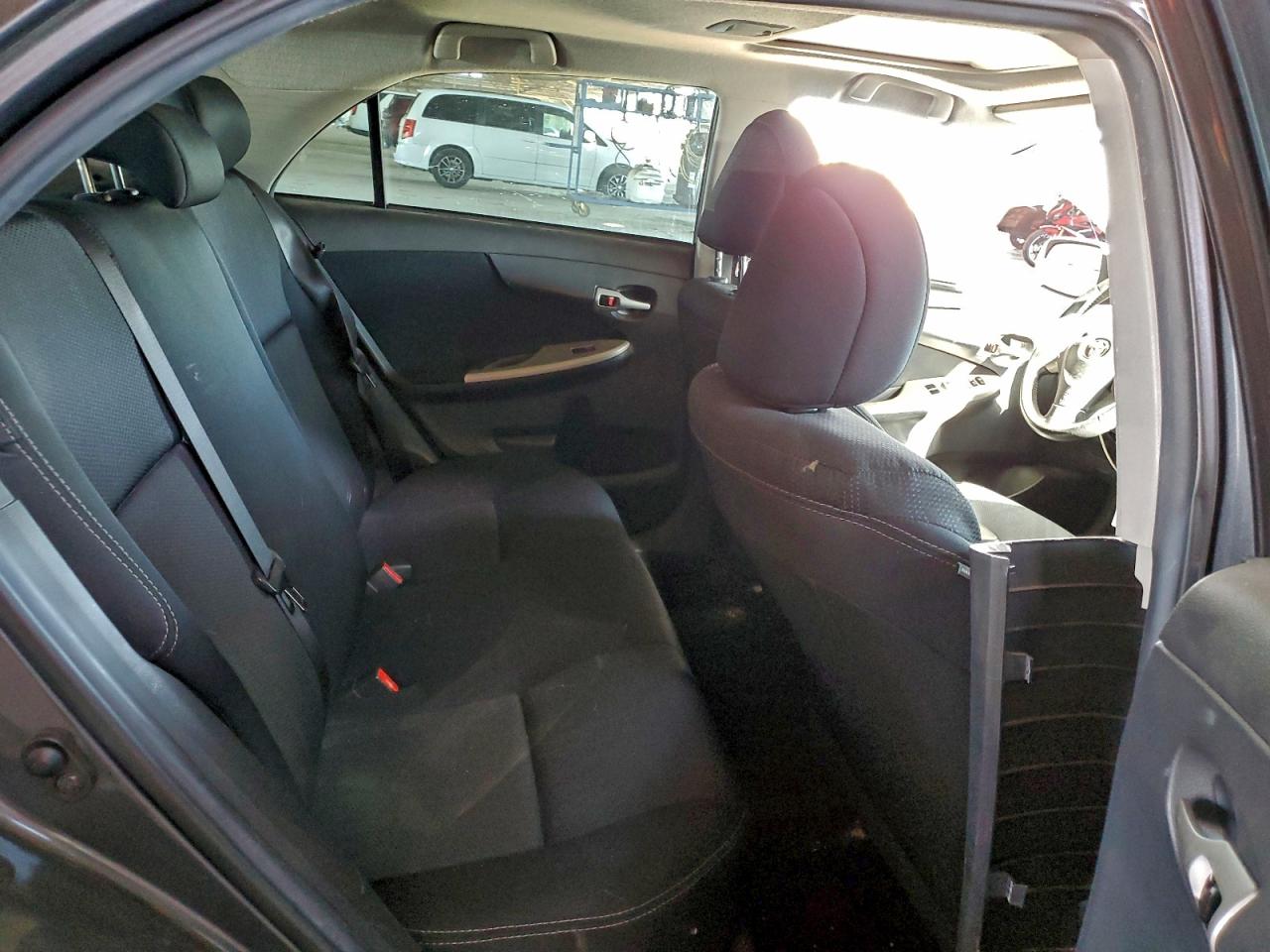 2013 Toyota Corolla Base VIN: 2T1BU4EE7DC022016 Lot: 92115625