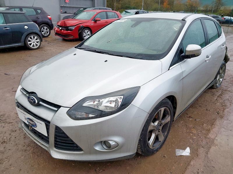2014 FORD FOCUS 1.6 TDCI 115 ZETEC NAVIGATOR 5DR for sale at Copart WESTBURY