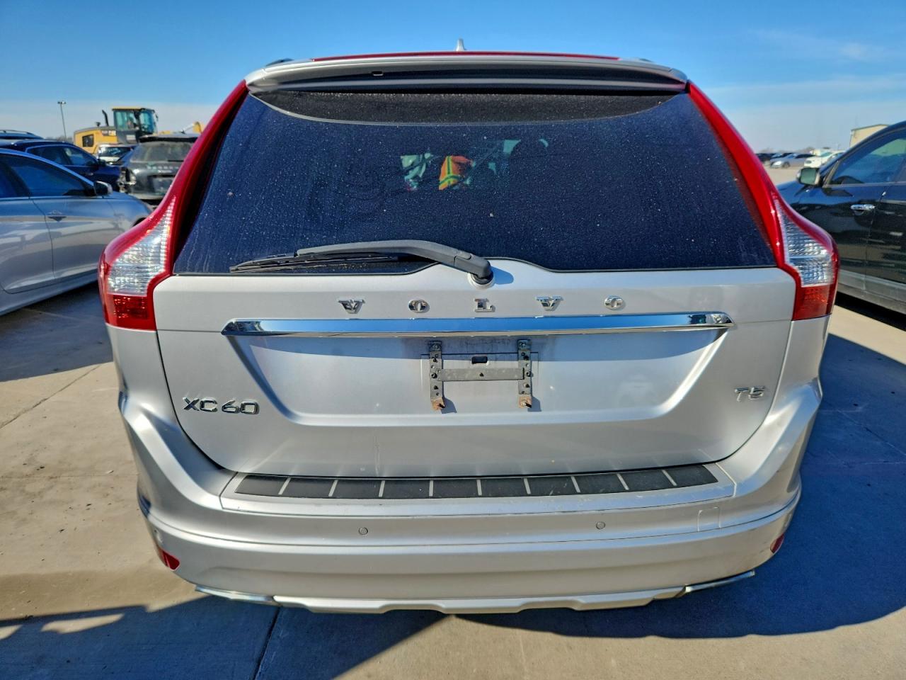 2015 Volvo Xc60 T5 Premier VIN: YV440MDK3F2740026 Lot: 95887595