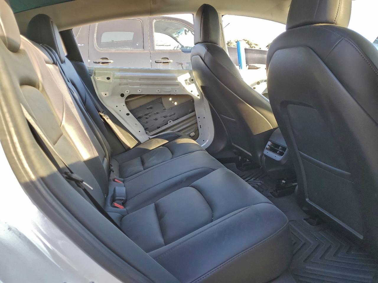 2020 Tesla Model 3 VIN: 5YJ3E1EAXLF744927 Lot: 96351295