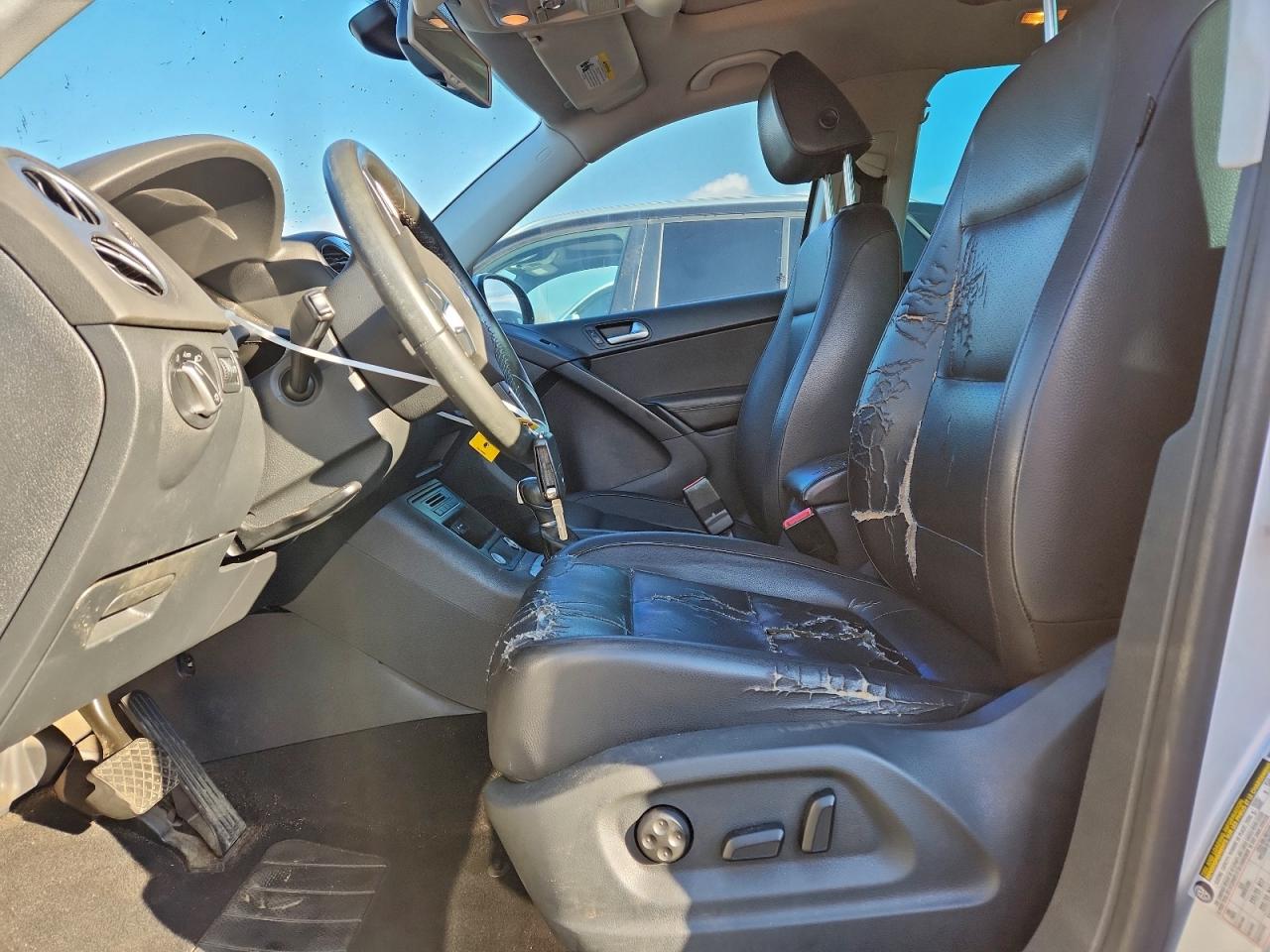 2017 Volkswagen Tiguan Wolfsburg VIN: WVGSV7AXXHK002638 Lot: 94039135