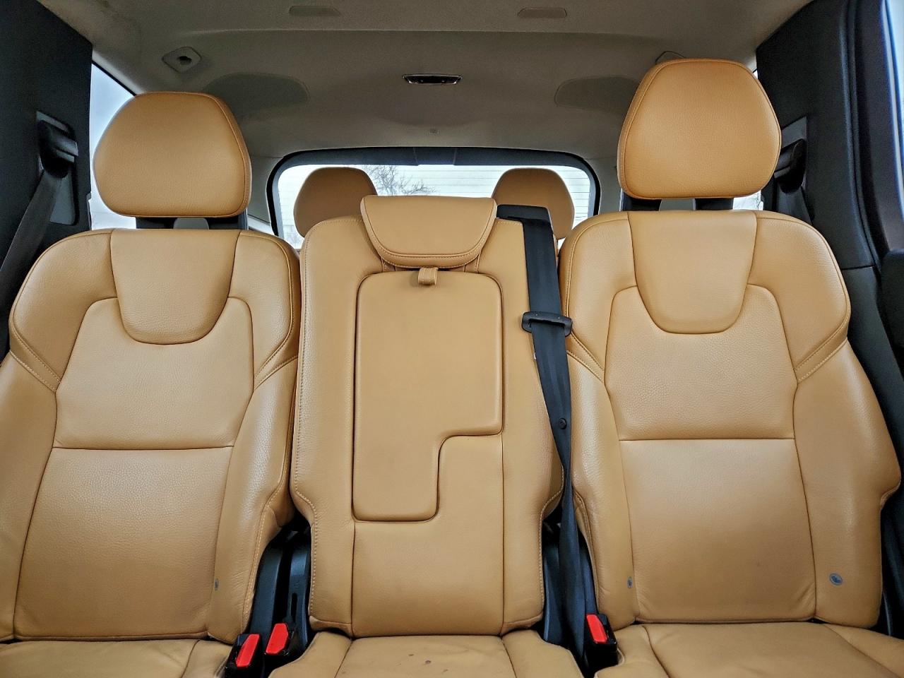 2016 Volvo Xc90 T6 VIN: YV4A22PK3G1065590 Lot: 96906365