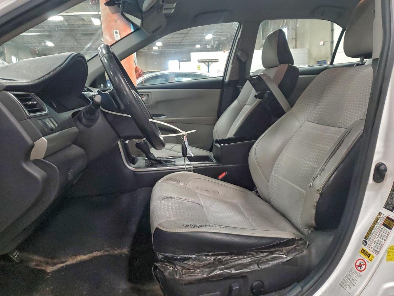 2015 Toyota Camry Le VIN: 4T1BF1FK5FU492558 Lot: 94115935