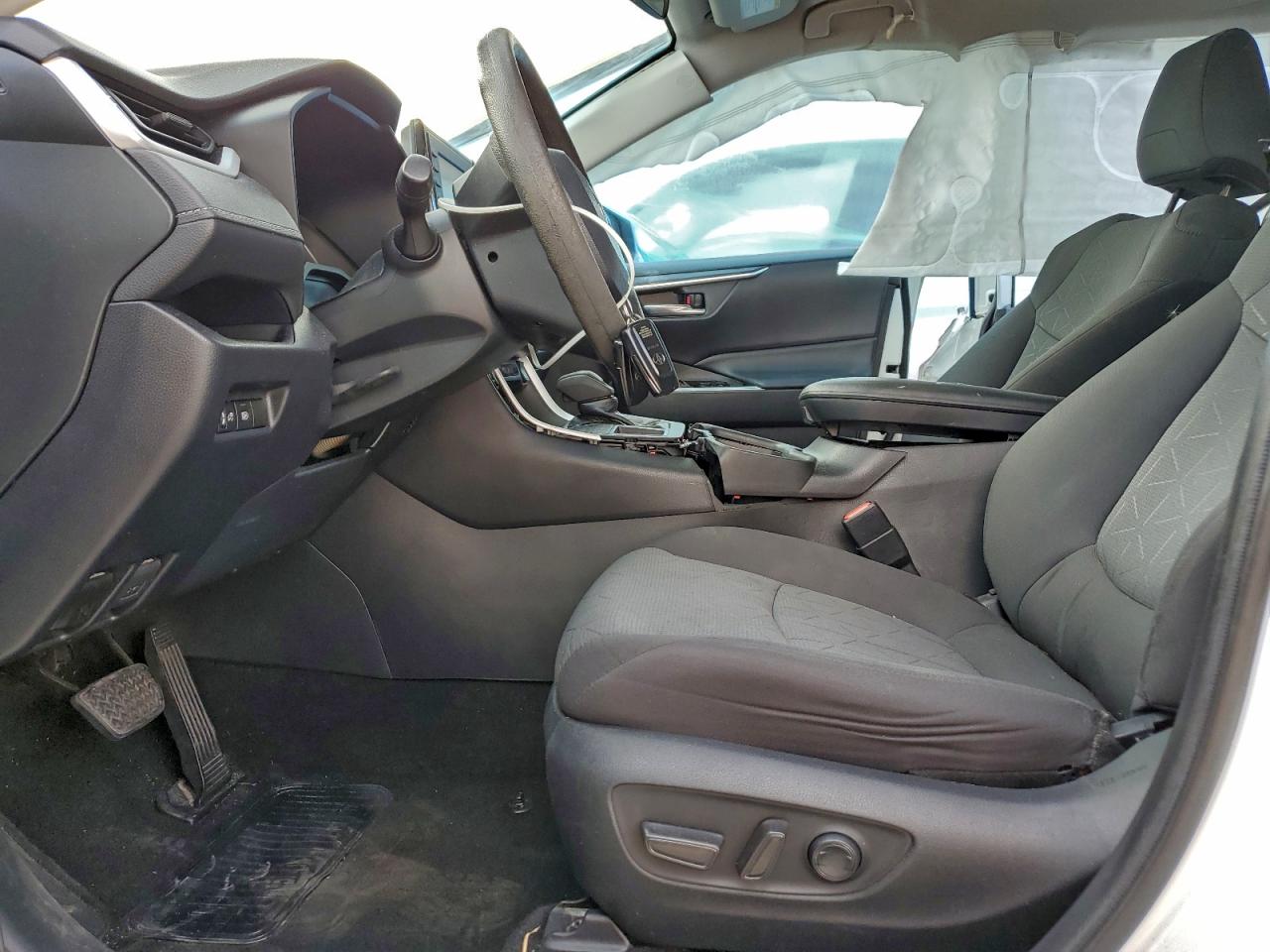 2020 Toyota Rav4 Xle VIN: 2T3W1RFVXLC054809 Lot: 93514255