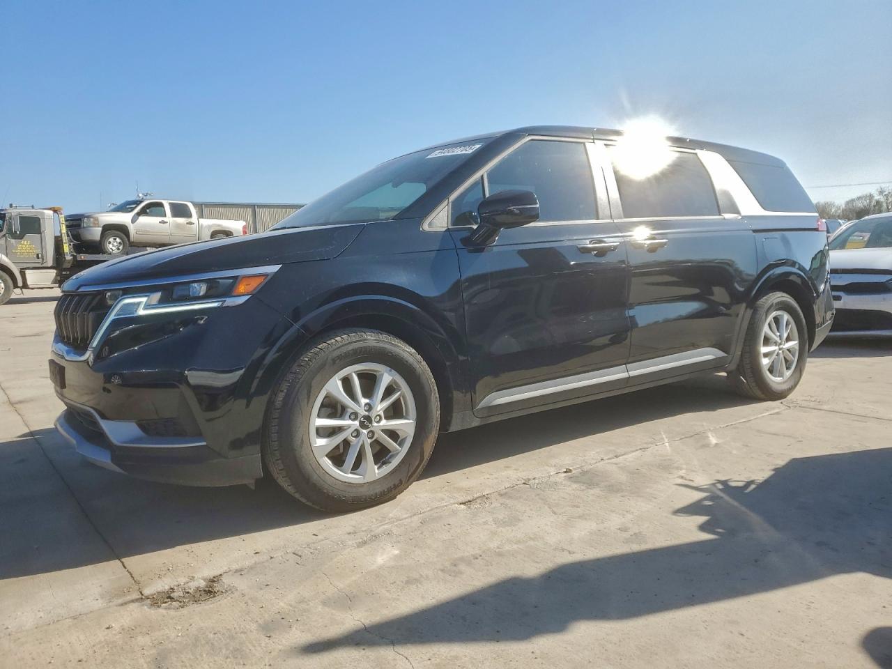 2022 Kia Carnival Lx