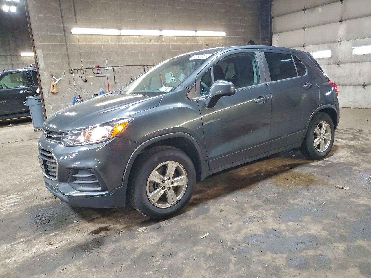 2020 Chevrolet Trax Ls VIN: 3GNCJNSB4LL177235 Lot: 97545925