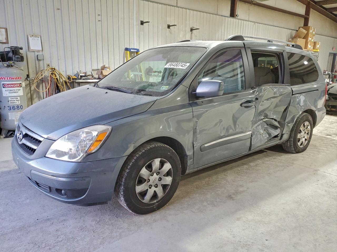 2008 Hyundai Entourage Gls