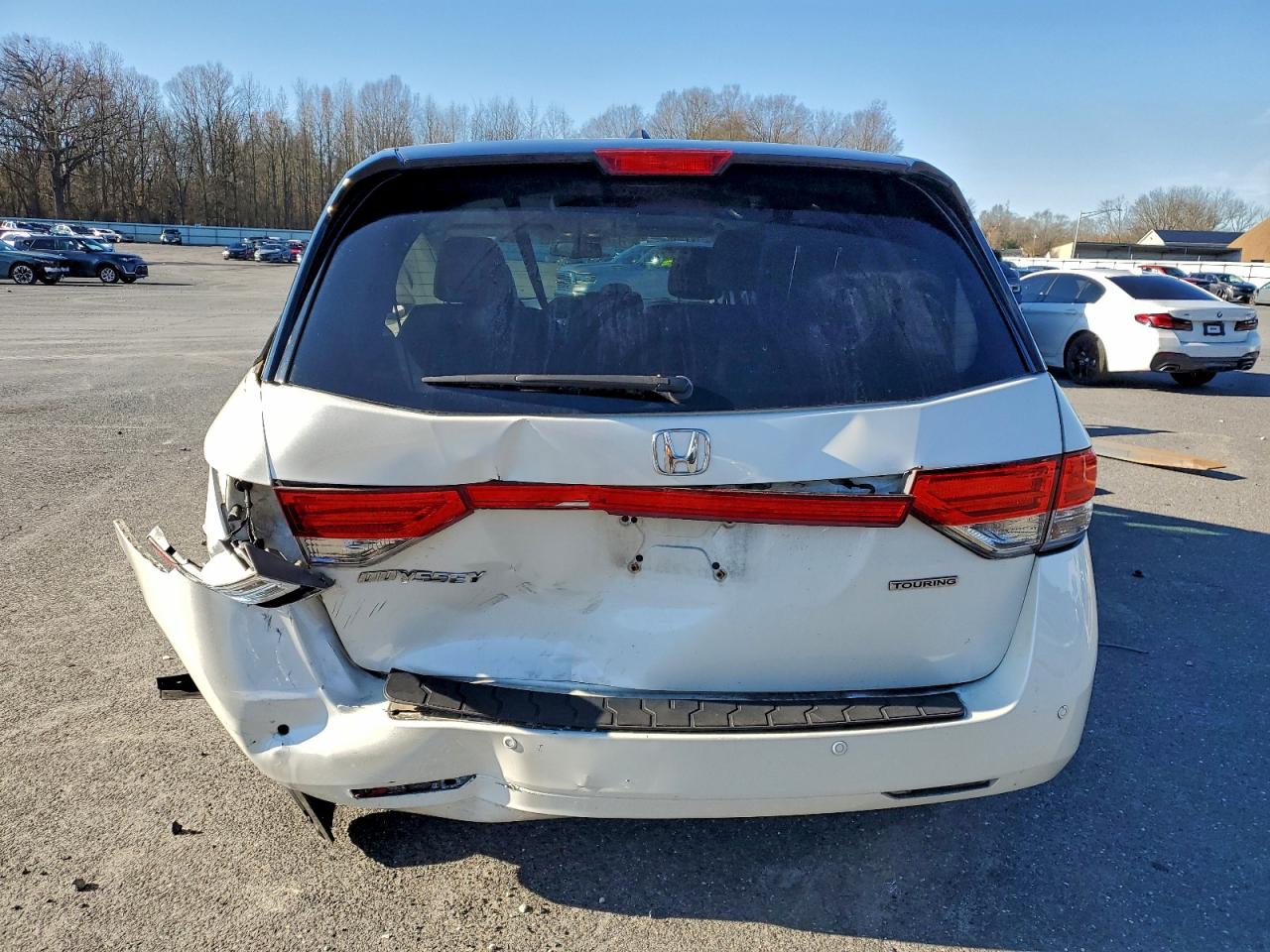 2015 Honda Odyssey Touring VIN: 5FNRL5H91FB063309 Lot: 94290475