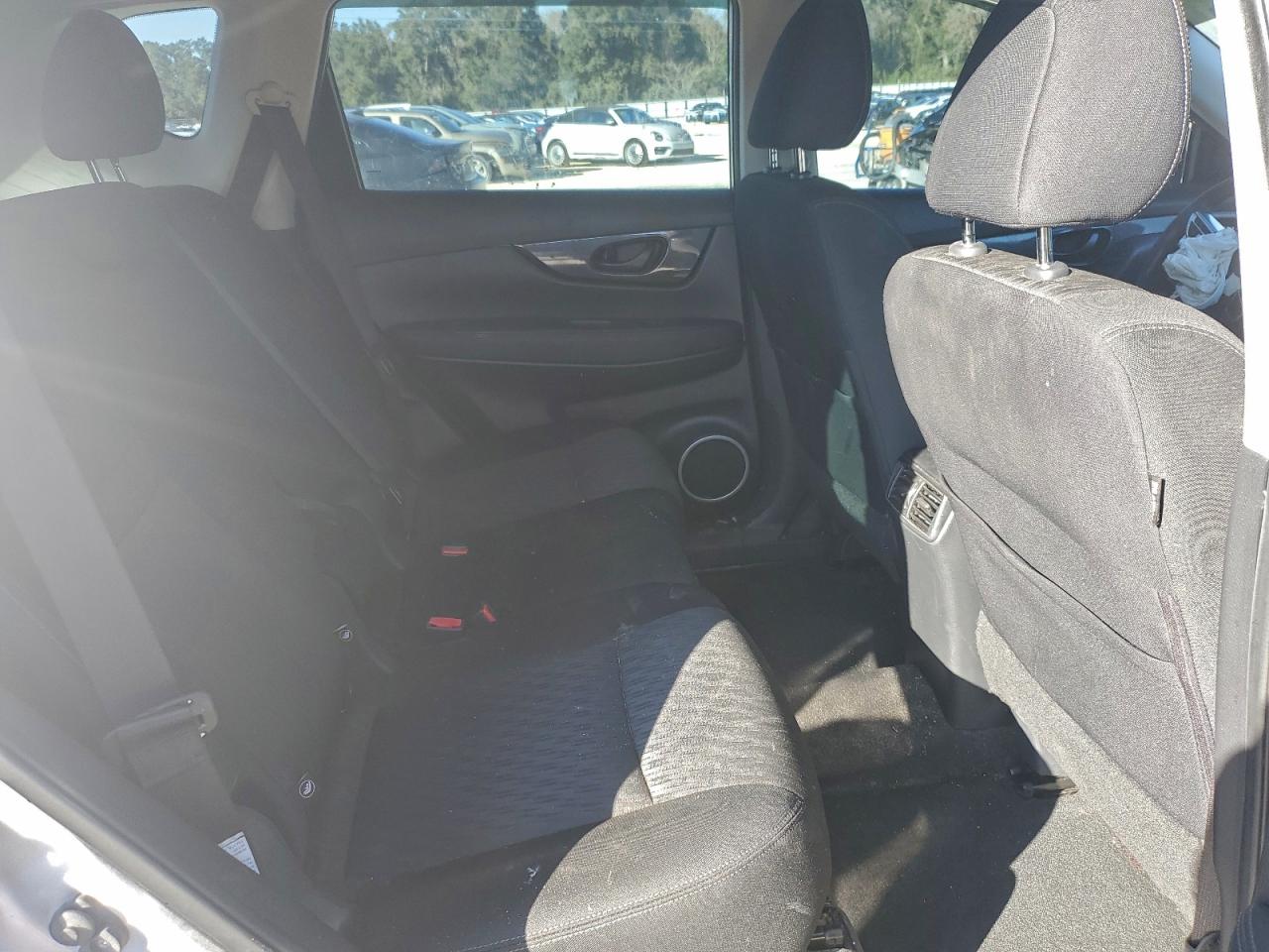 2020 Nissan Rogue S VIN: KNMAT2MTXLP520326 Lot: 95818925