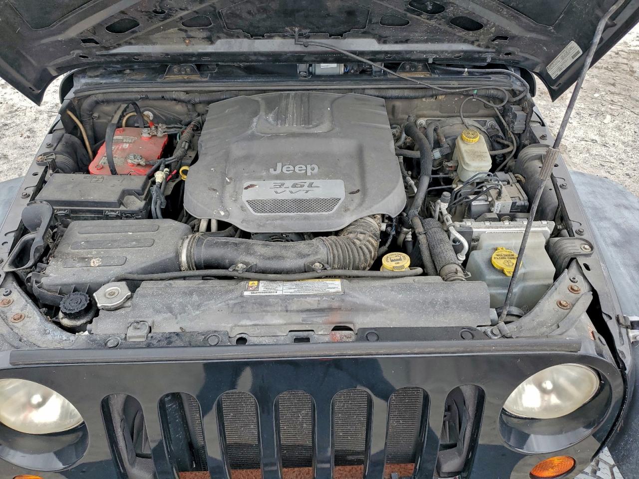 2012 Jeep Wrangler Unlimited Sport VIN: 1C4BJWDG9CL142575 Lot: 97073615