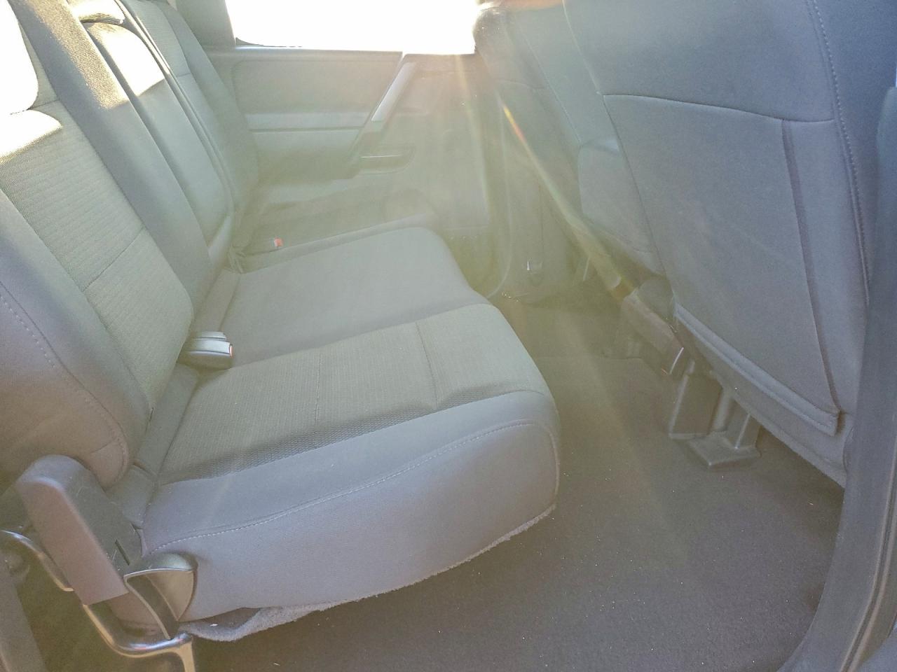 2010 Niss Titan Xe VIN: 1N6AA0EK6AN312823 Lot: 94307195