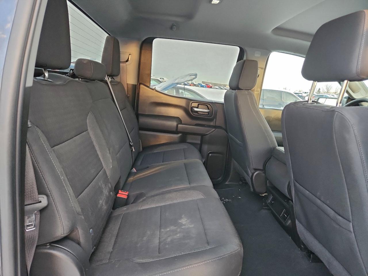 2022 Chevrolet Silverado K1500 Trail Boss Custom VIN: 3GCPDCEK6NG663140 Lot: 95386155