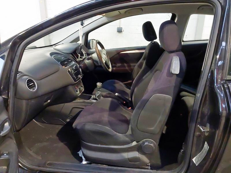 2014 FIAT PUNTO 1.4 EASY 3DR