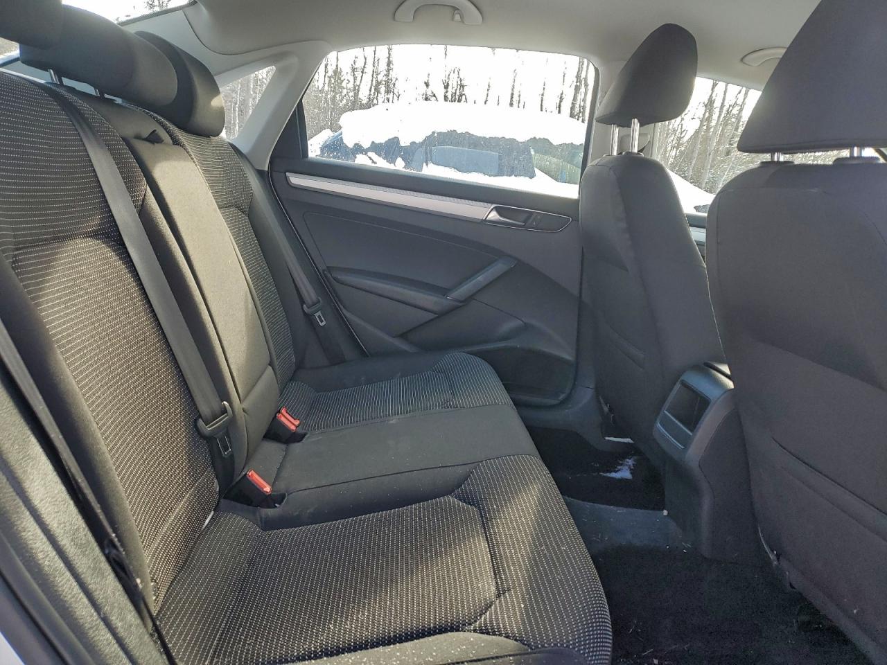 2017 Volkswagen Passat S VIN: 1VWAT7A31HC038910 Lot: 95748755