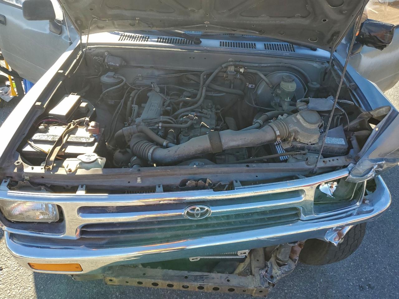 1994 Toyota Pickup 1/2 Ton Short Wheelbase Stb VIN: 4TARN81AXRZ257461 Lot: 96360555