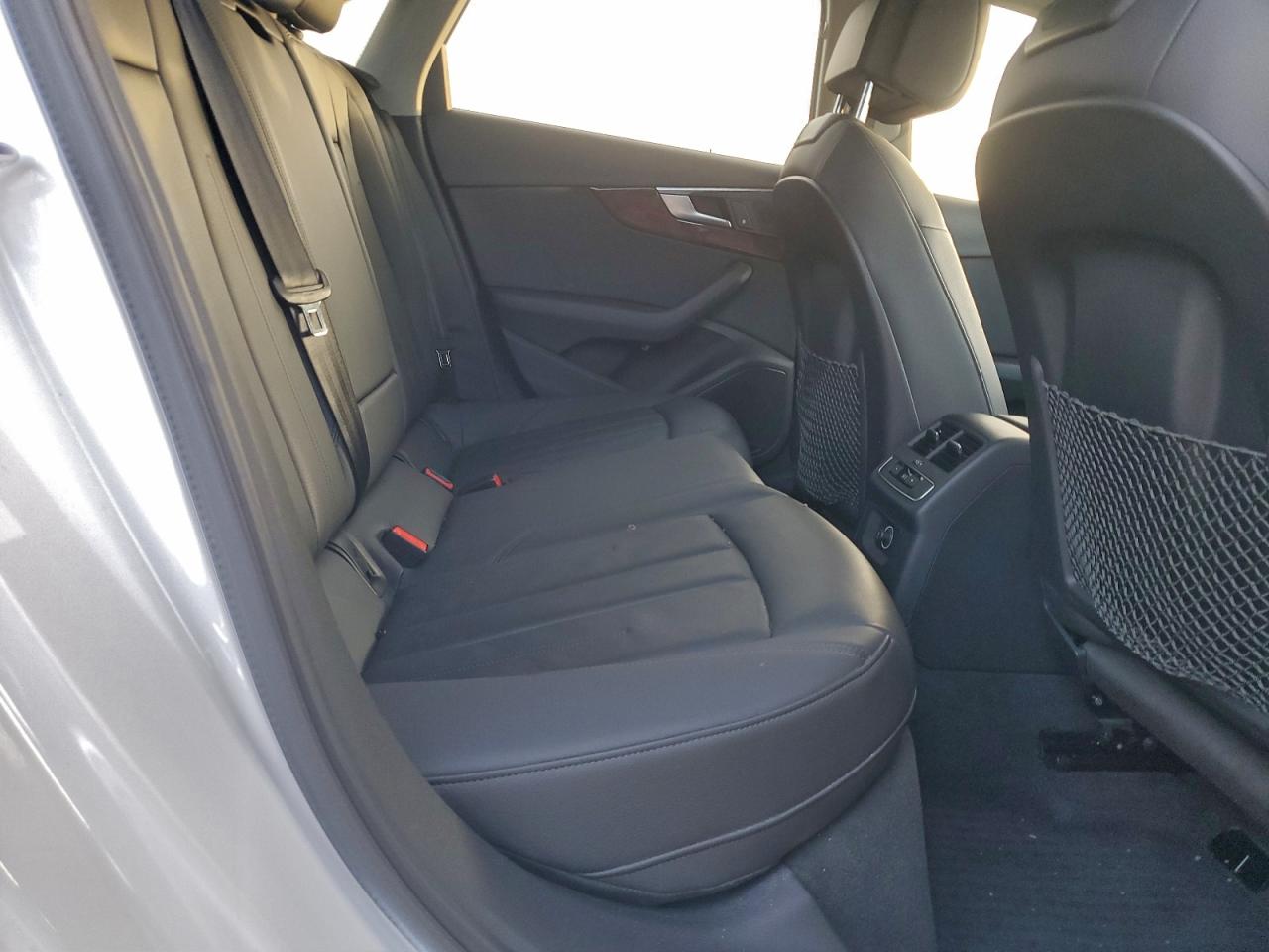 2019 Audi A4 Premium VIN: WAUDNAF49KN016882 Lot: 94496575