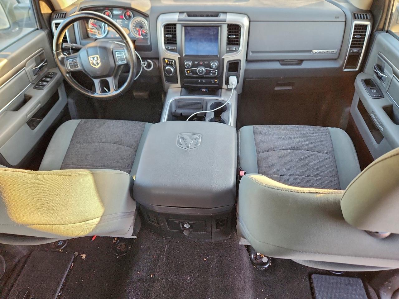 2018 Ram 1500 Slt VIN: 3C6RR6LT3JG162845 Lot: 96922395