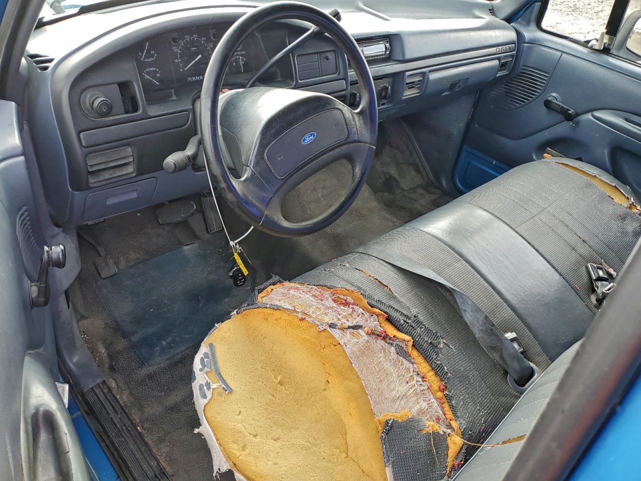 1992 Ford F150 VIN: 1FTEX15Y5NKA14672 Lot: 94912015