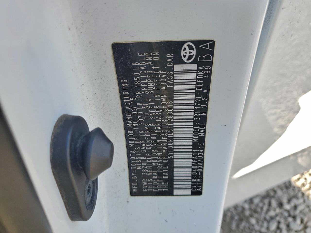 2015 Toyota Corolla L VIN: 5YFBURHE5FP288016 Lot: 97165315