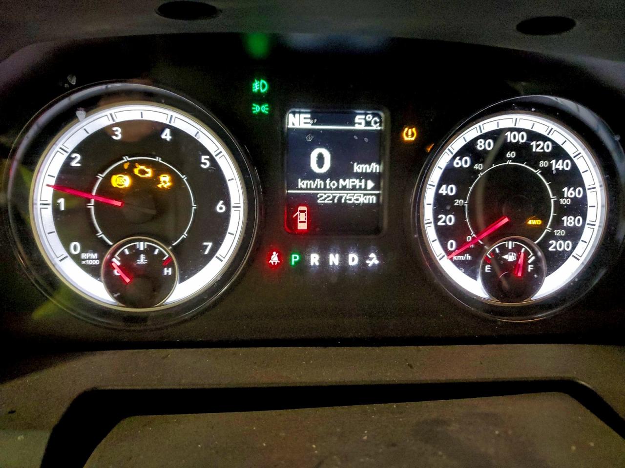 2017 Ram 1500 St VIN: 3C6RR7KT4HG774487 Lot: 94293335