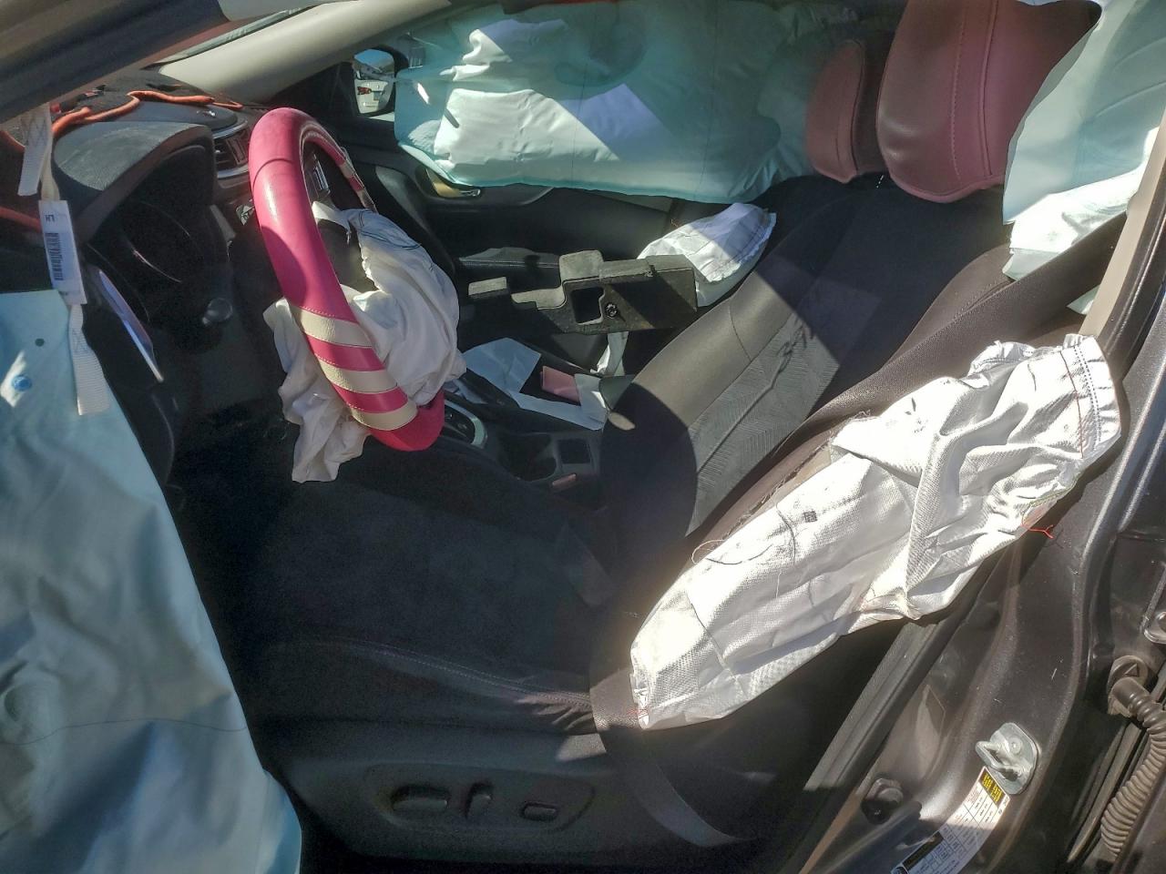 2015 Nissan Rogue S VIN: KNMAT2MT5FP542948 Lot: 95163965