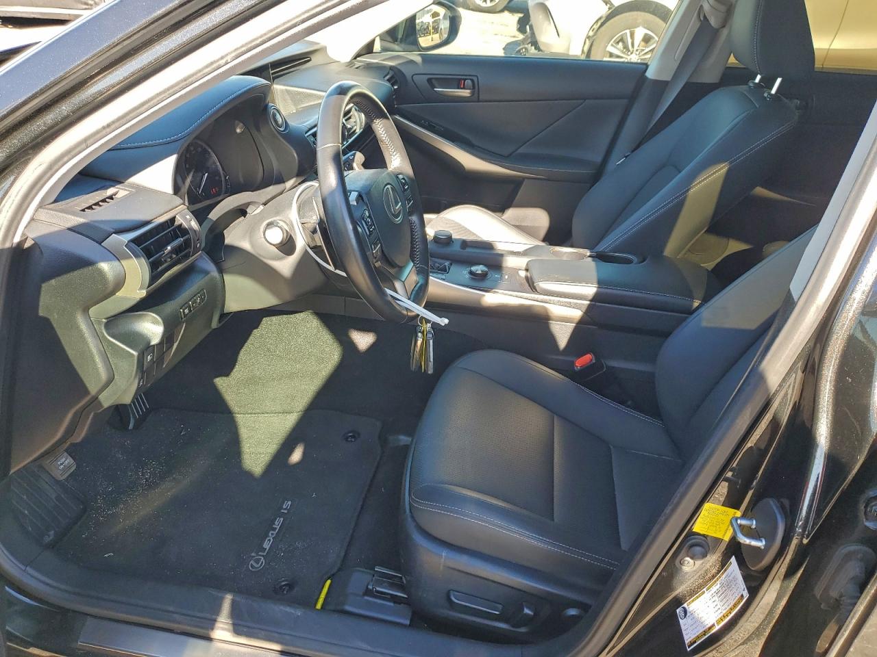 2019 Lexus Is 300 VIN: JTHBA1D25K5092847 Lot: 95851215