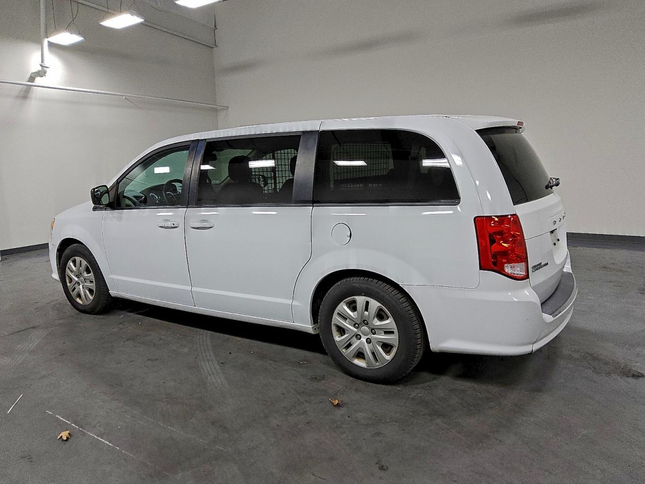 2018 Dodge Grand Caravan Se VIN: 2C4RDGBG8JR318552 Lot: 96007745