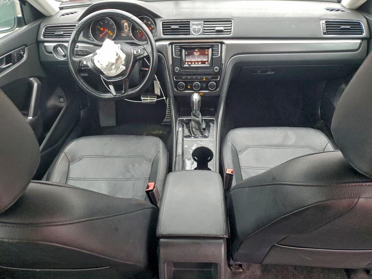 2016 Volkswagen Passat S VIN: 1VWAT7A32GC053866 Lot: 94740365