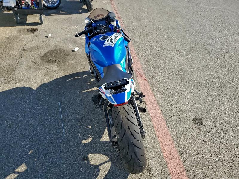 2025 SUZUKI GSX-R1000 R  