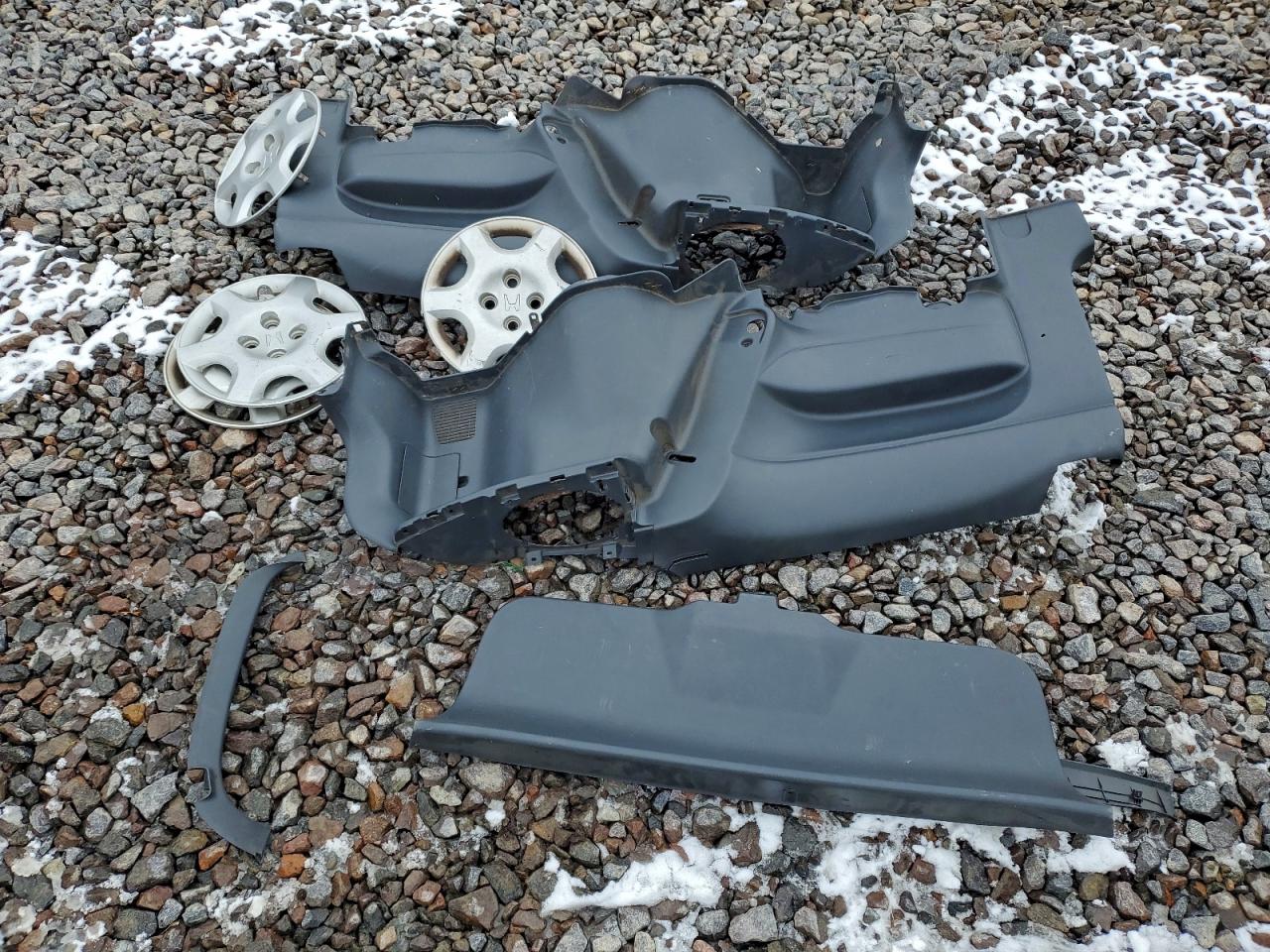 1998 Honda Civic Cx VIN: 2HGEJ632XWH119764 Lot: 96666215