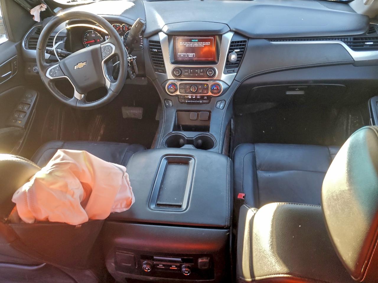 2017 Chevrolet Suburban K1500 Lt VIN: 1GNSKHKC4HR135408 Lot: 94858885