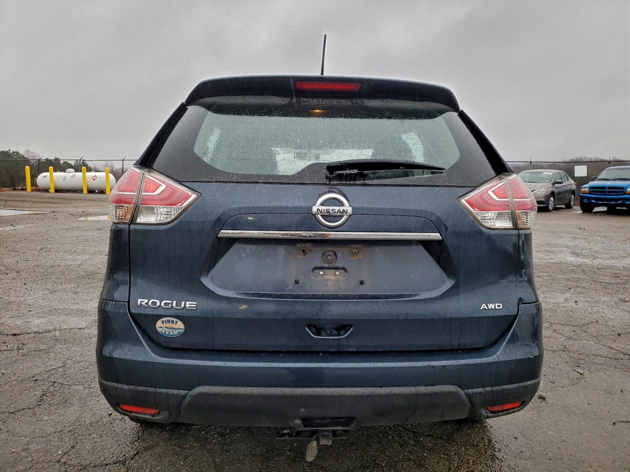 2015 Nissan Rogue S VIN: KNMAT2MV3FP582608 Lot: 94377395