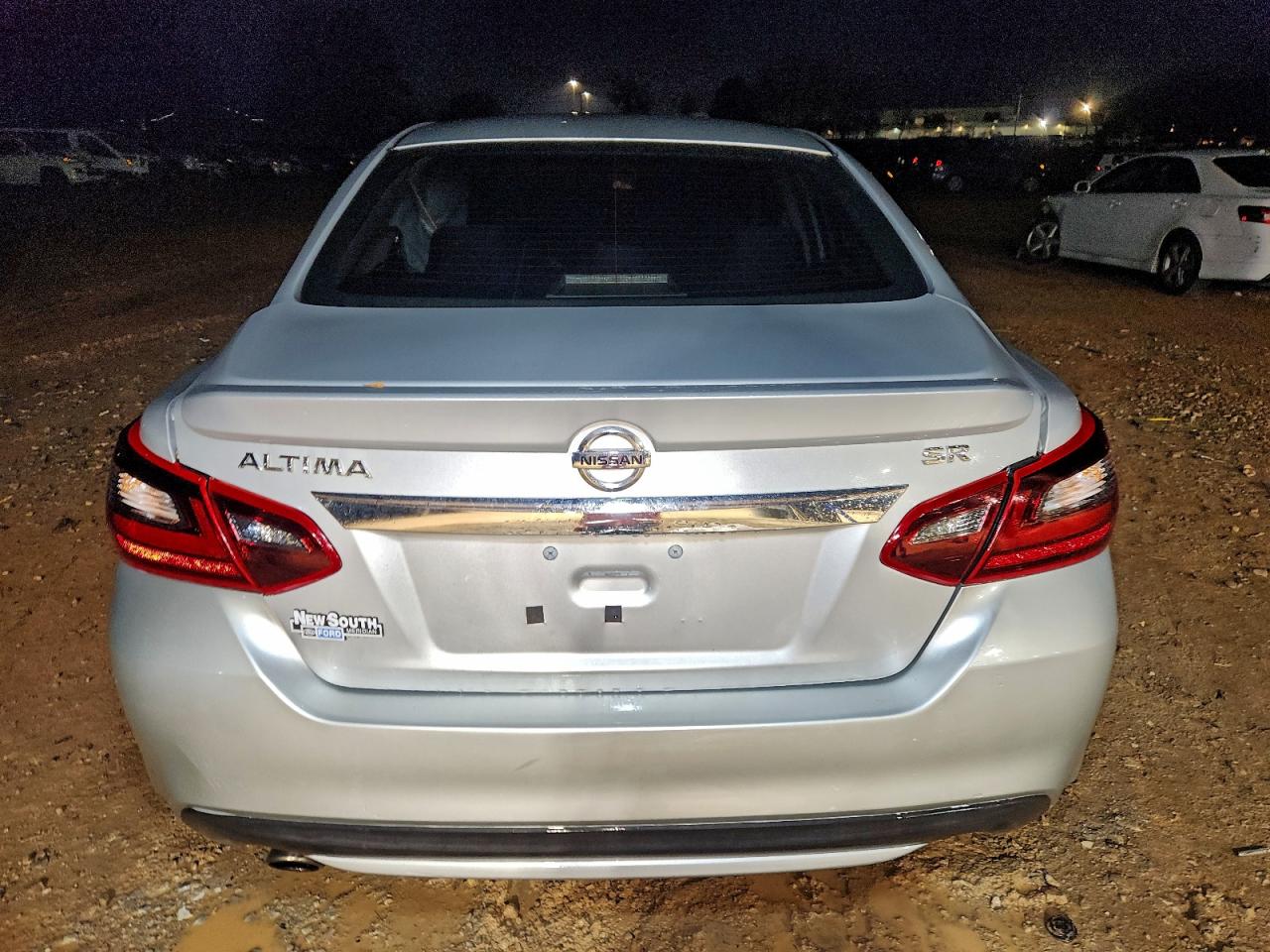 2017 Nissan Altima 2.5 VIN: 1N4AL3AP5HN311792 Lot: 94953925