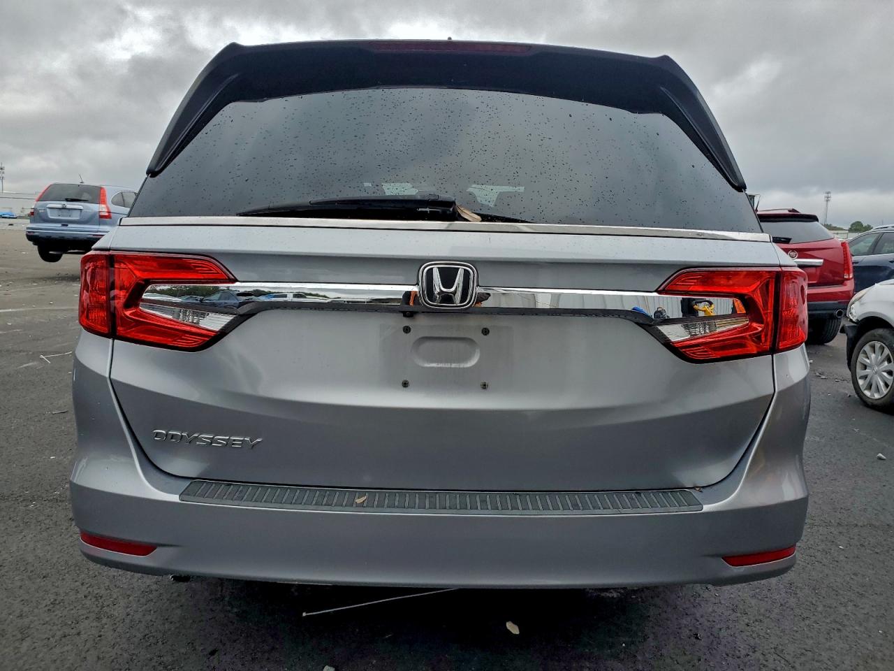 2018 Honda Odyssey Exl VIN: 5FNRL6H78JB072683 Lot: 96221185