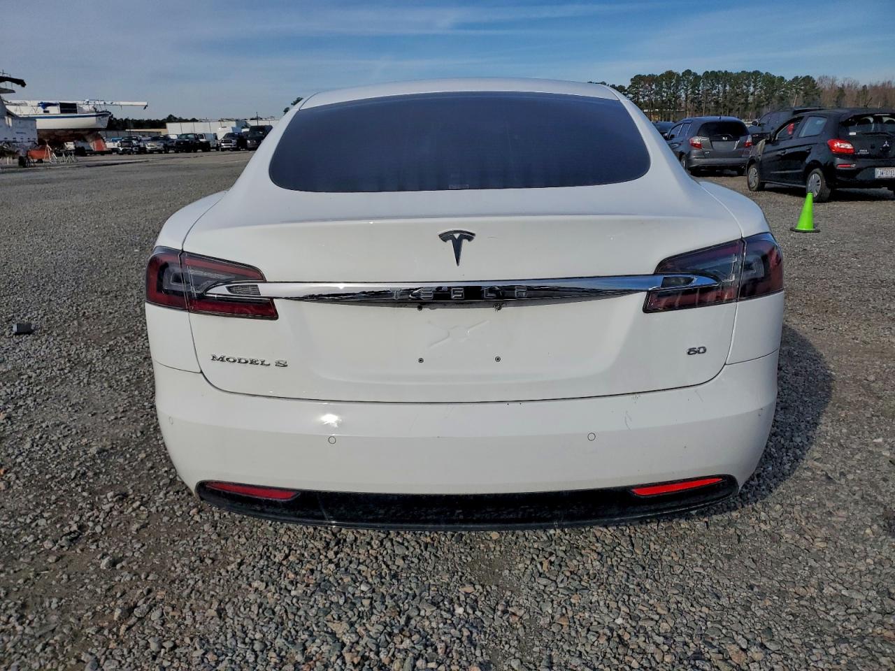 2016 Tesla Model S VIN: 5YJSA1E18GF155114 Lot: 94857295