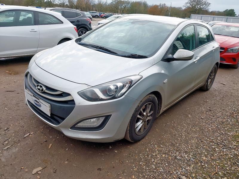 2015 HYUNDAI I30 1.6 CRDI BLUE DRIVE ACTIVE 5DR for sale at Copart COLCHESTER