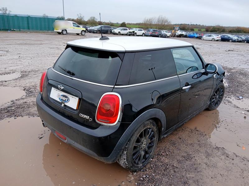 2017 MINI HATCHBACK 1.5 COOPER D 3DR