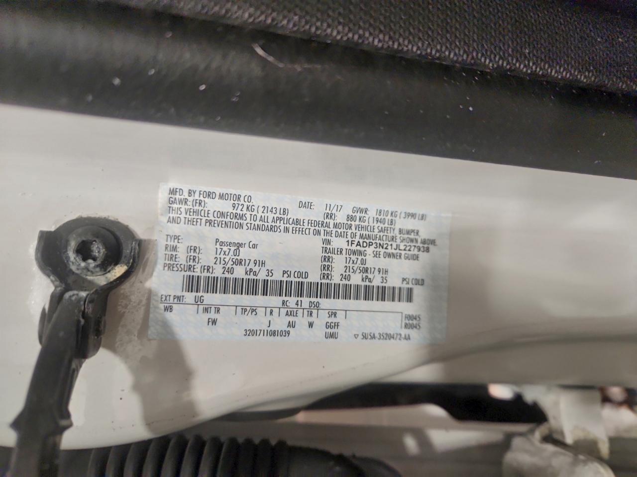 2018 Ford Focus Titanium VIN: 1FADP3N21JL227938 Lot: 95016015