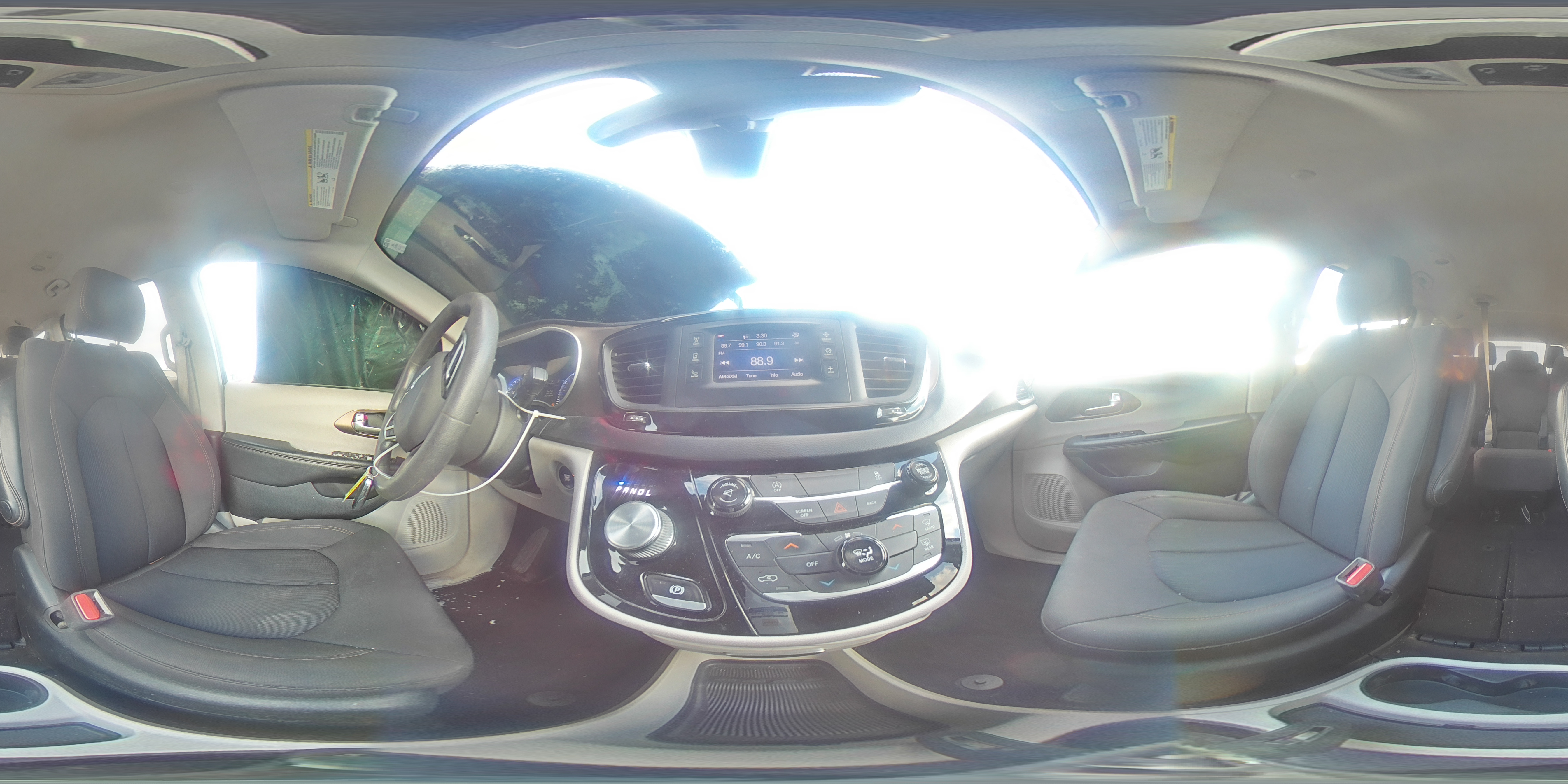 2017 Chrysler Pacifica Touring VIN: 2C4RC1DG7HR768121 Lot: 94799335