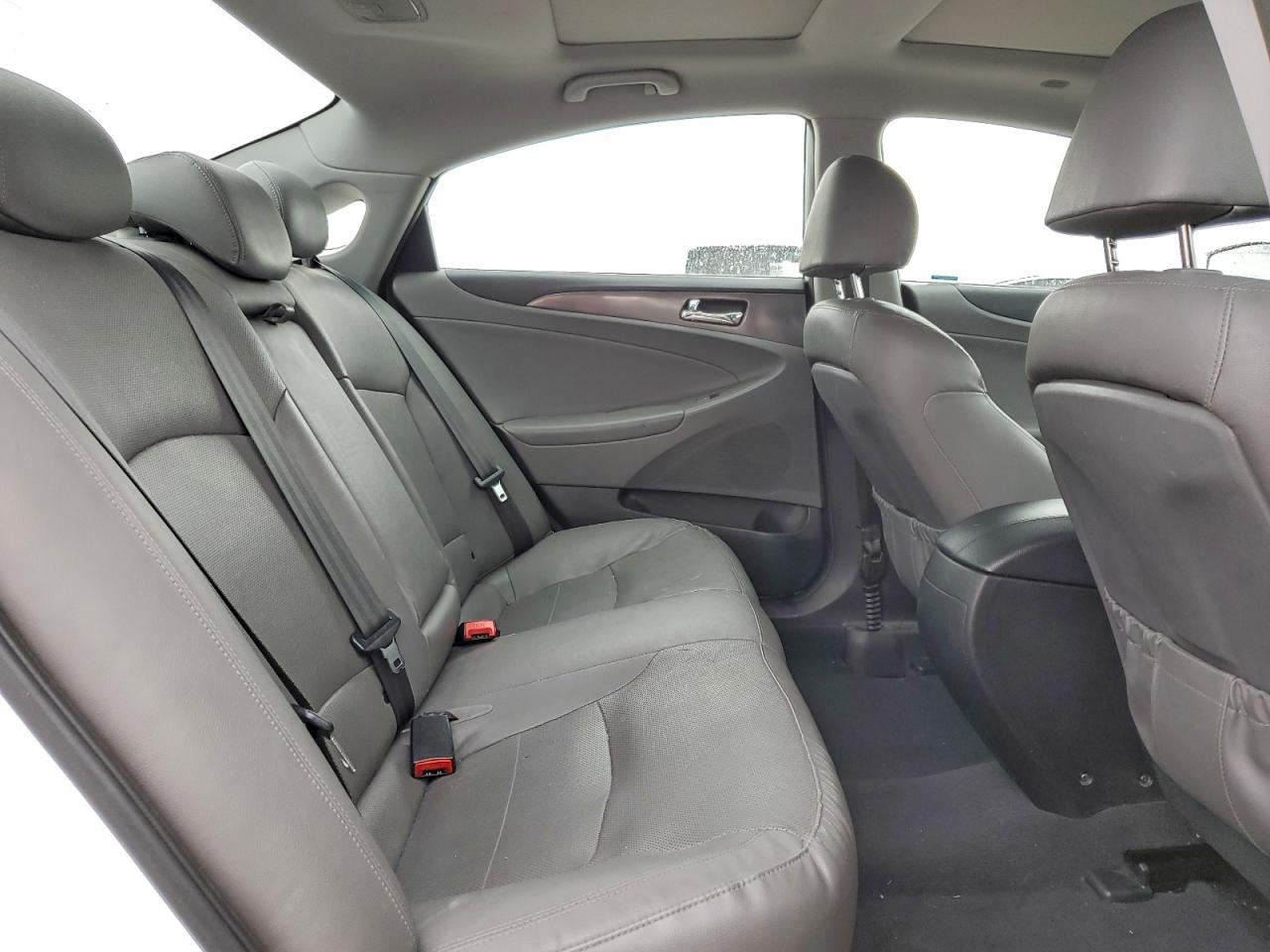 2015 Hyundai Sonata Hybrid VIN: KMHEC4A46FA123953 Lot: 97978845